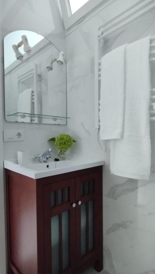 Apartamento Villalvaro Con Parking Santander Extérieur photo